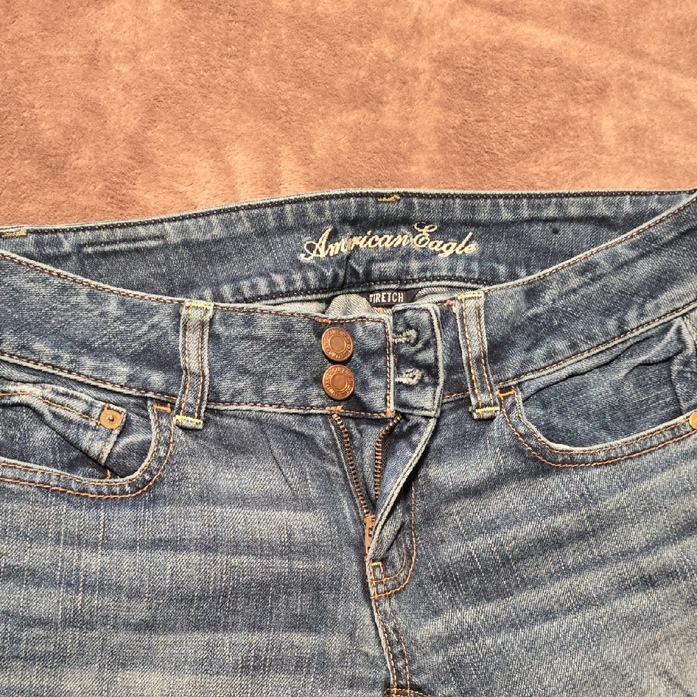 American Eagle Outfitters High Rise Blue Jeans